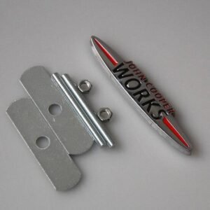 Emblema John Cooper Works para parrilla 88mm