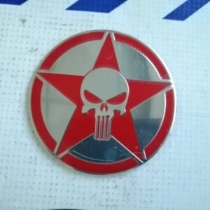 Emblema plástico de WARZONE redondo