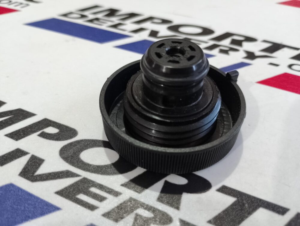 Tapón para depósito de refrigerante plástico 1.1 TOYOTA - Image 2