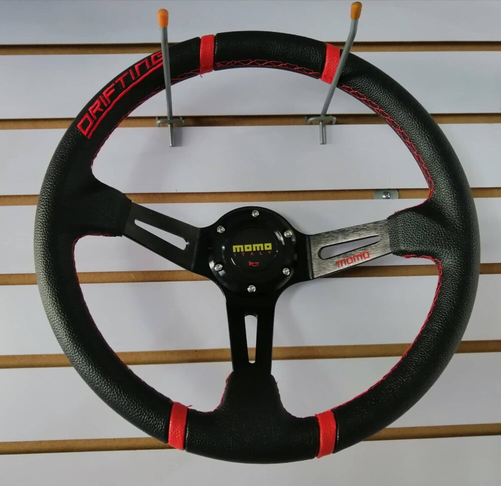 Timón MOMO universal NEGRO