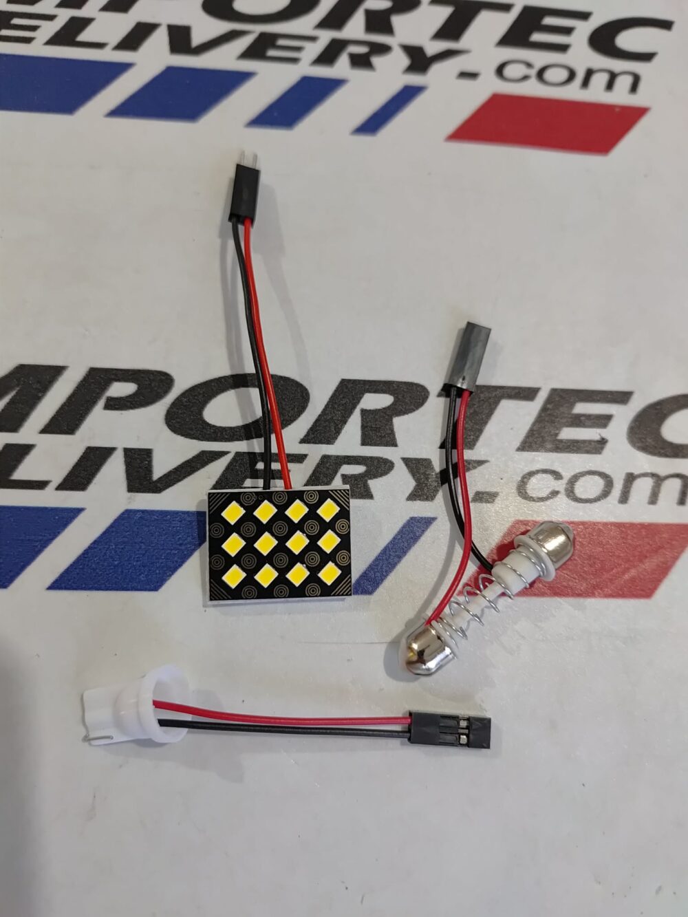 Foco para techo LED 12smd 2x2.5 cm universal