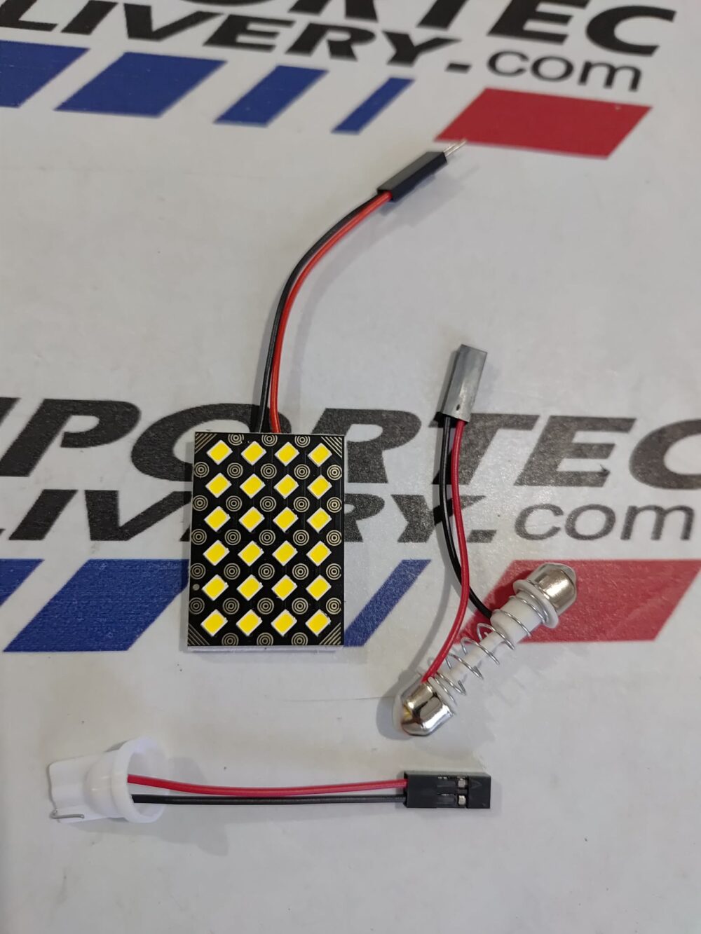 Foco para techo LED 24smd 2.5x3 cm universal