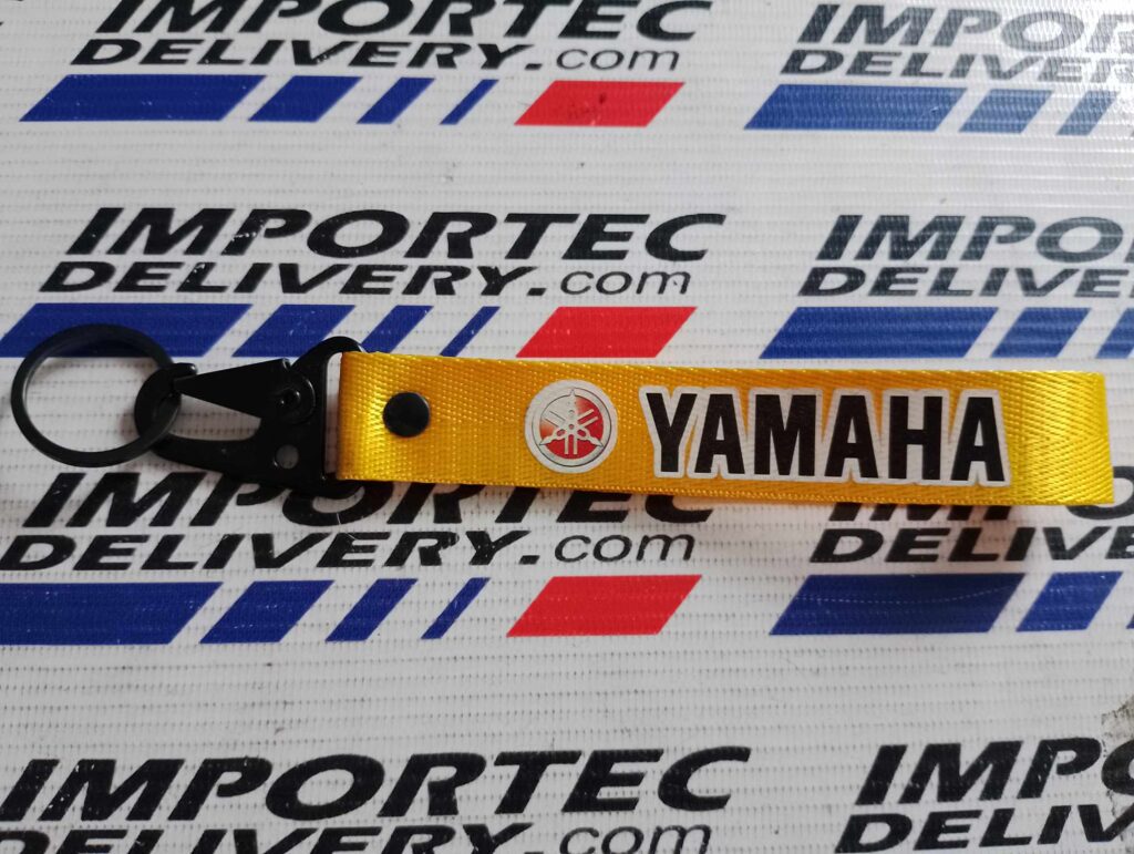 Llavero YAMAHA amarilla