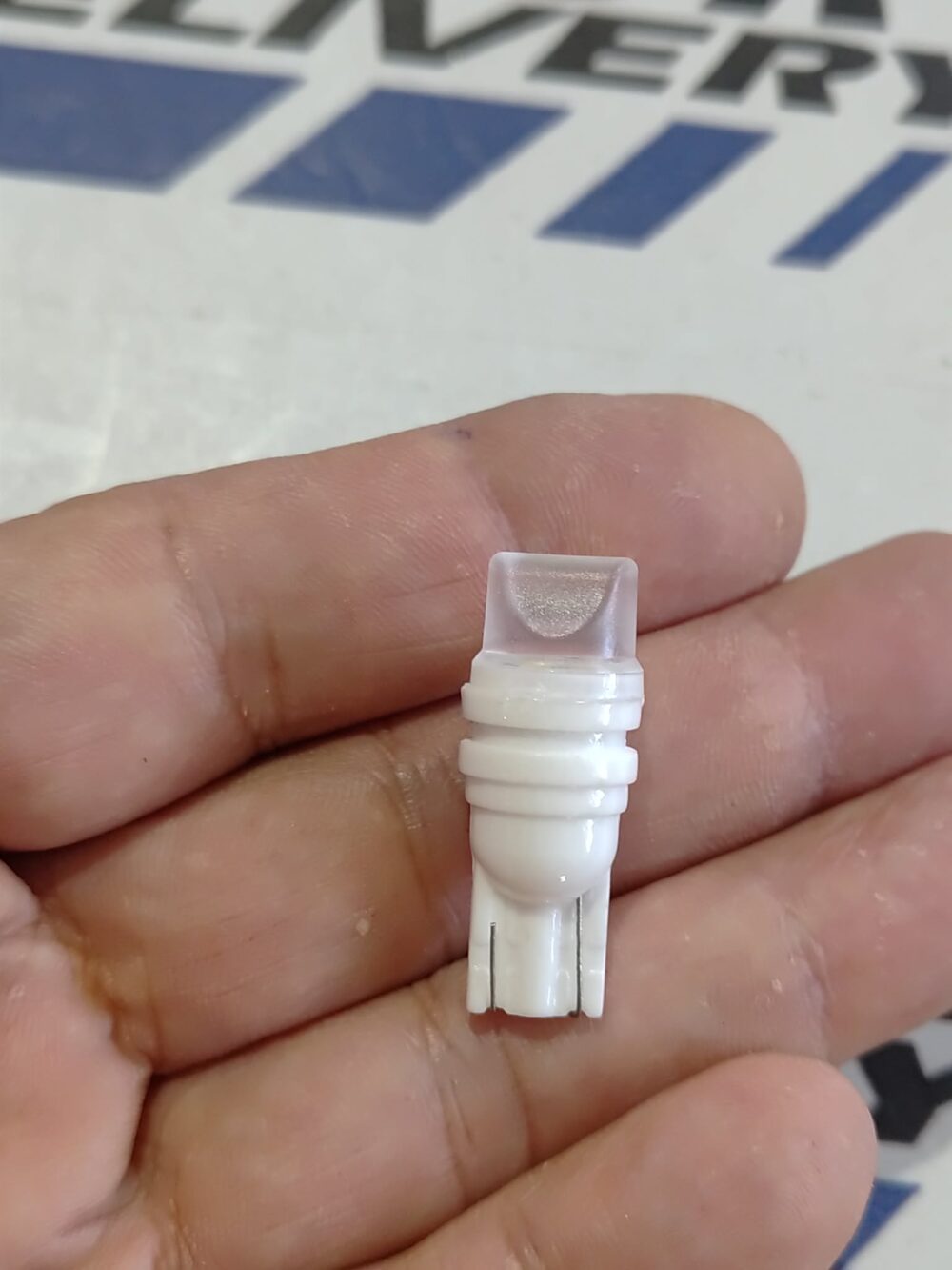 Foco T10 Blanco led cerámica