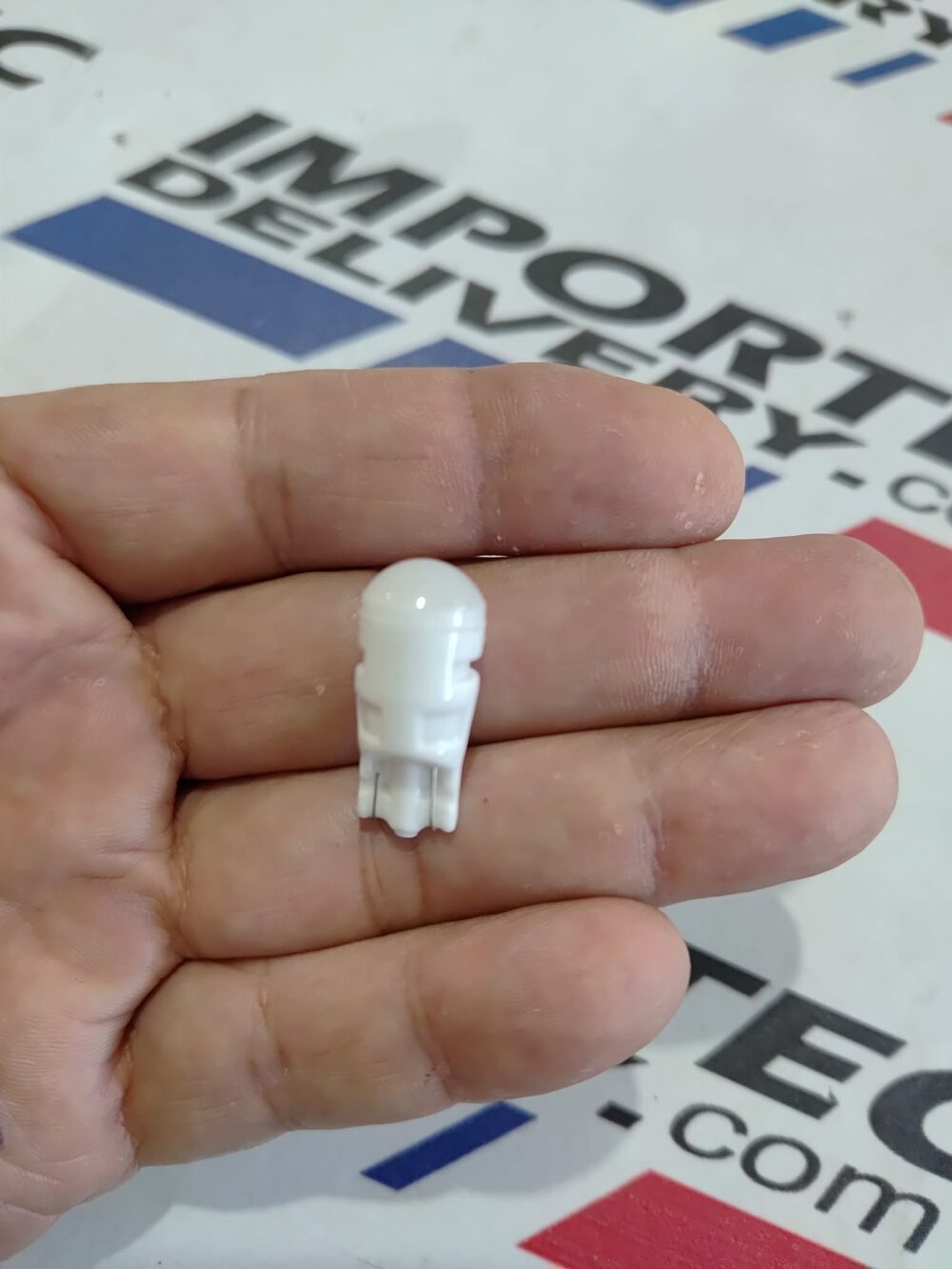 Foco T10 Blanco led cerámica corto redondo