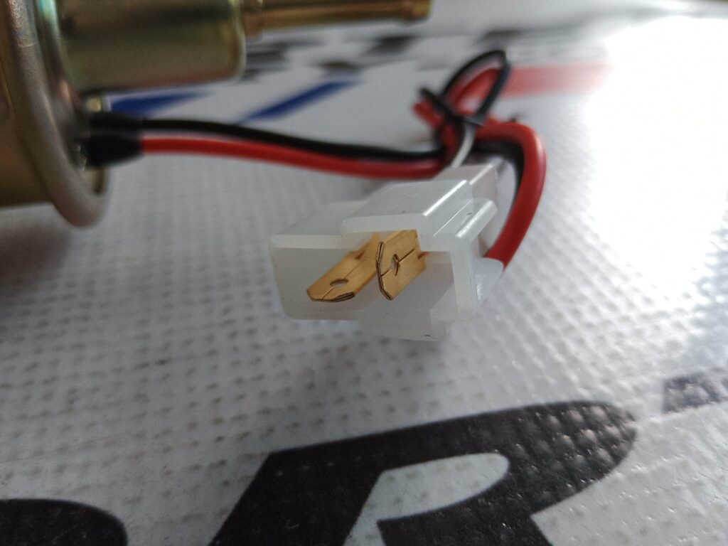 Bomba para combustible eléctrica universal genérica - Image 2