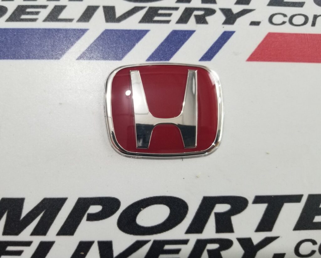 Emblema Para timón H roja 53mmx43mm