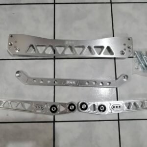 Plancha+Barra+Tijeras BWR Civic EK (96-00) Plateada