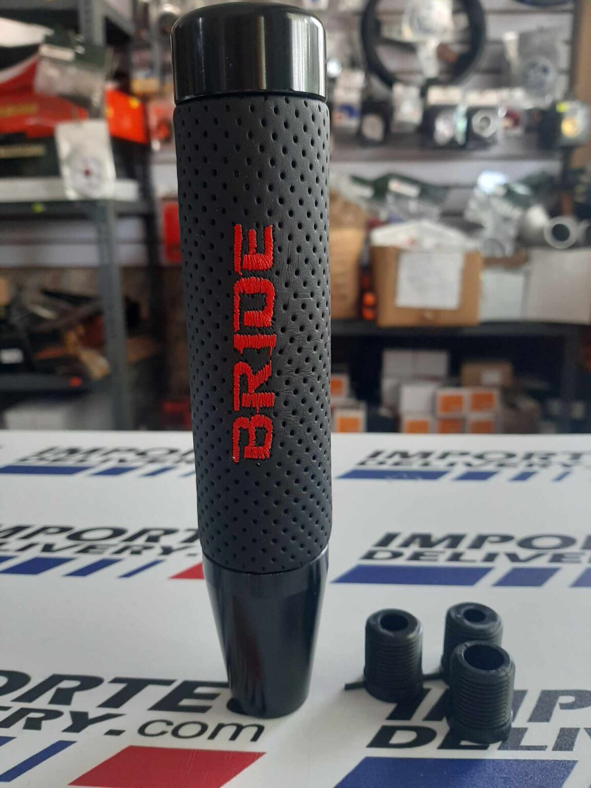 Pomo BRIDE NEGRO grip ahulado 18cms