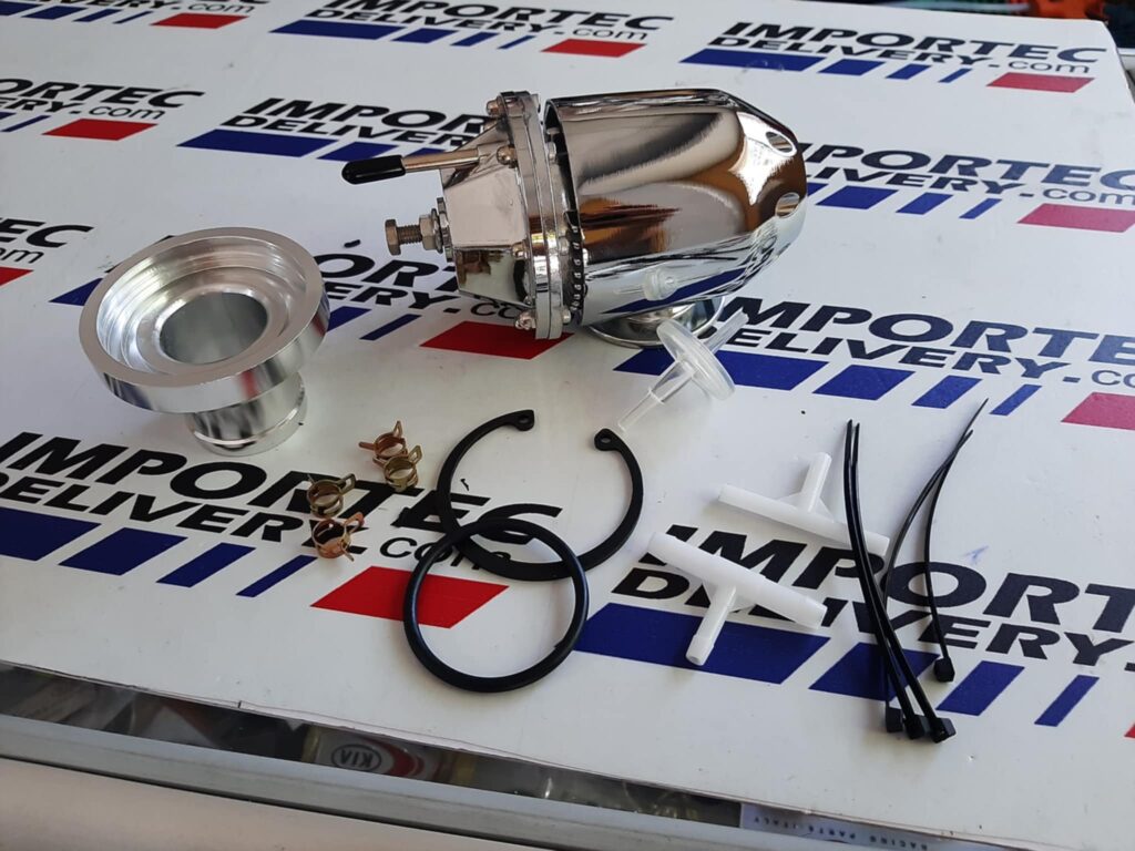 BOV tipo HKS(réplica) regulable con base universal Plateada