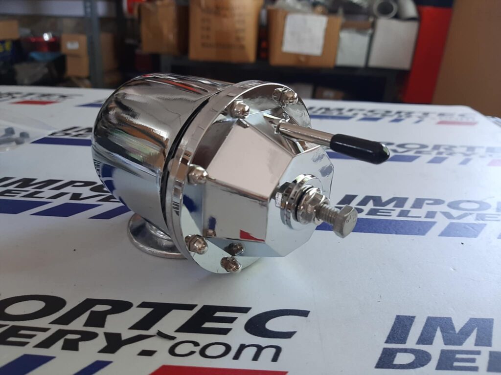 BOV tipo HKS(réplica) regulable con base universal Plateada - Image 4