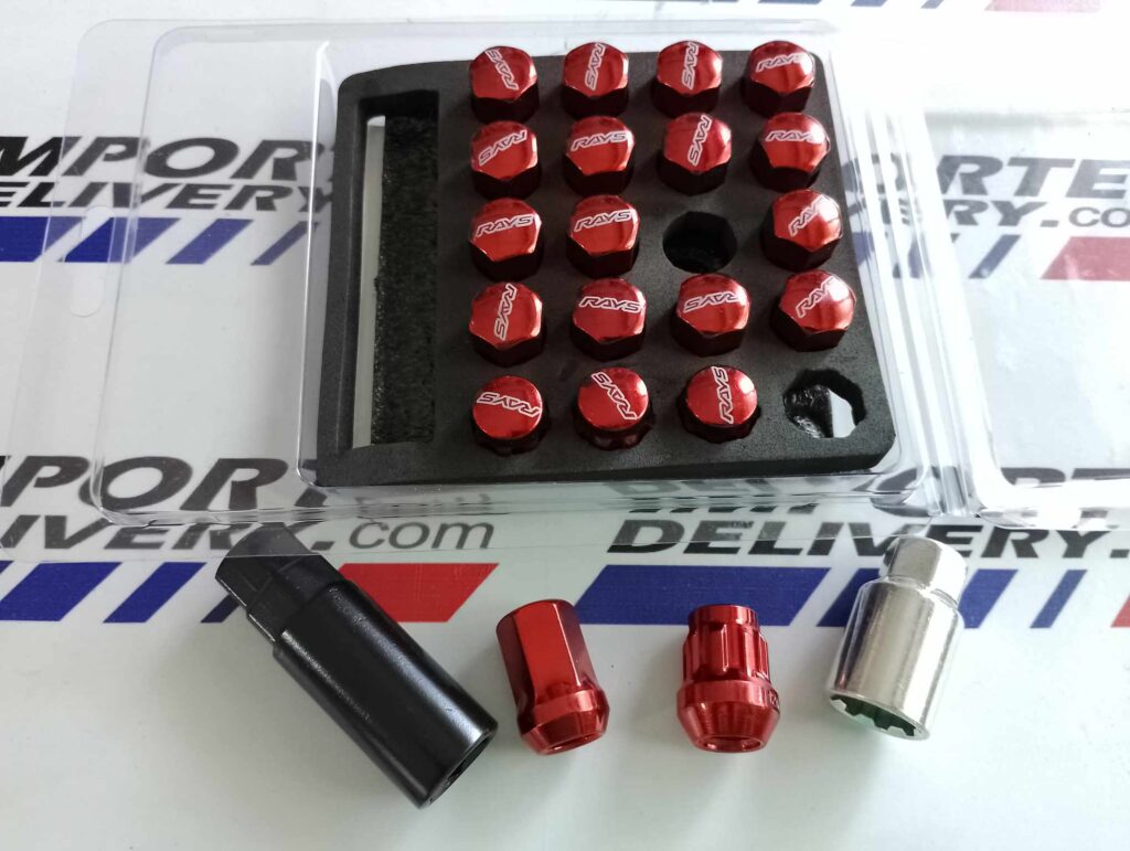 Tuercas cortas RAYS de acero ROJAS