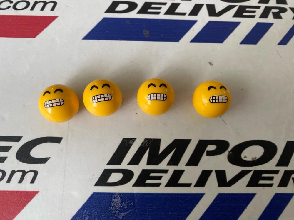 Tapones para válvula de llanta SMILE - Image 3