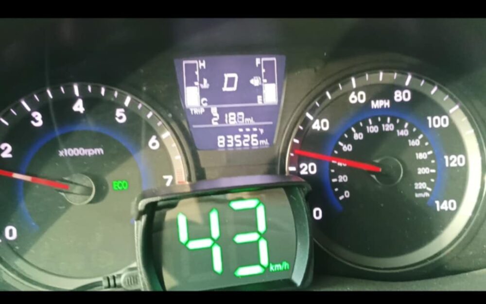 Velocímetro universal DIGITAL KM/h 12v