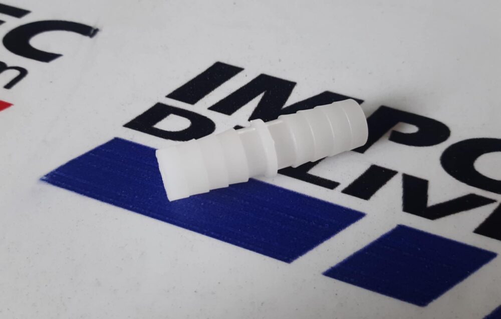 Unión plástica recta de 10mm