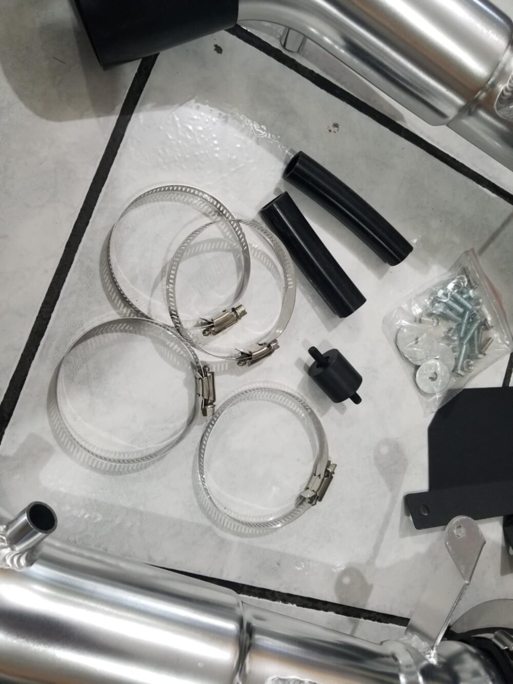 Intake (pipa)NISSAN 350Z/370Z 09-19 - Image 4