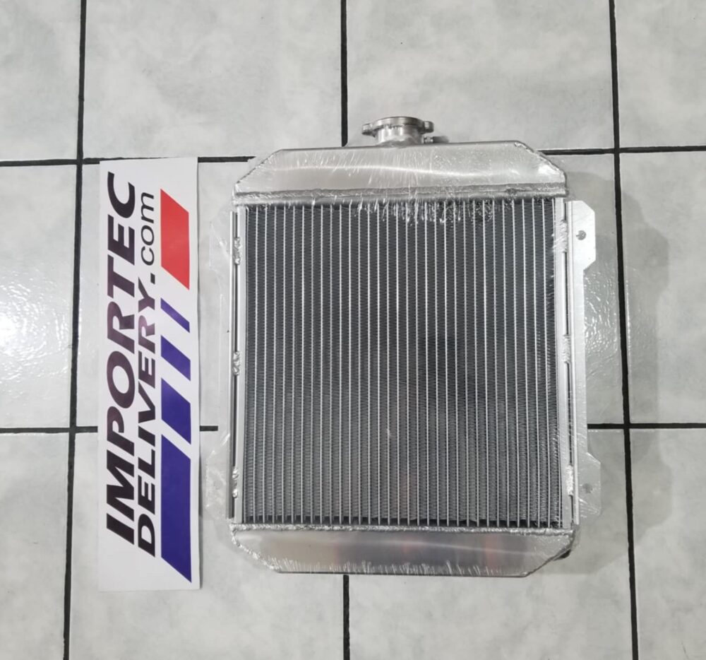Radiador aluminio Datsun 1200